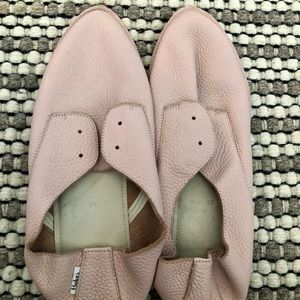 Hobes Pink Leather Slip Ons